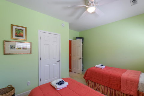 21 Turtle Bay Carolina Tides - Renee 13