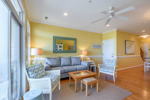 21 Turtle Bay Carolina Tides - Renee 14