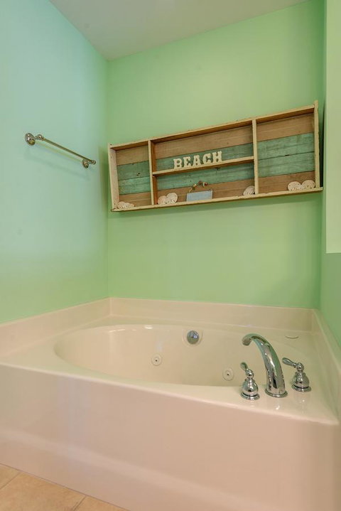 21 Turtle Bay Carolina Tides - Renee 2