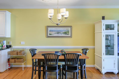 21 Turtle Bay Carolina Tides - Renee 7