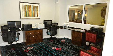 Holiday Inn Express Hotel & Suites - Sumter - Internet Find 9