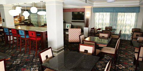 Holiday Inn Express Hotel & Suites - Sumter - Internet Find 6