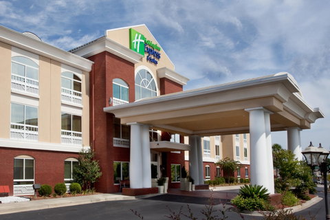 Holiday Inn Express Hotel & Suites - Sumter - Internet Find 14