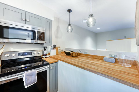 Club Sugarbush Condo - Swimm 9
