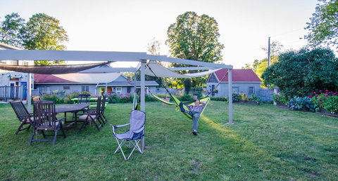 Inn At Charlotte B&B - Swimm 27