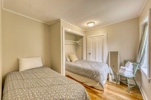 The Fun House - Renee 13