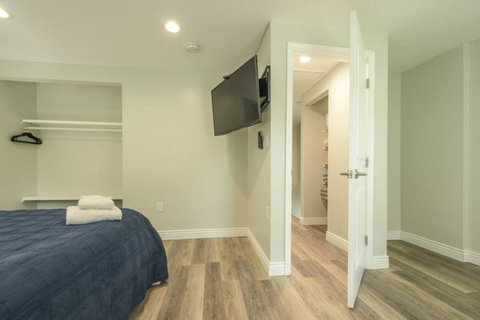 89 Bickel Court - Swimm 14