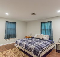 Large Leesburg Houses