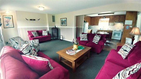 RB Bunk House - Renee 30