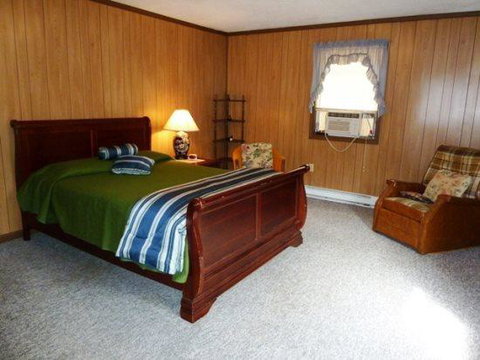 LL Red Bud - Renee 2