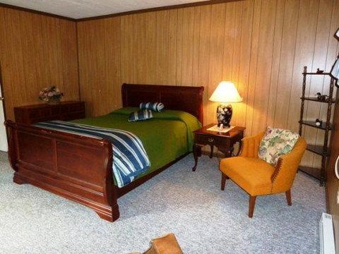 LL Red Bud - Renee 3