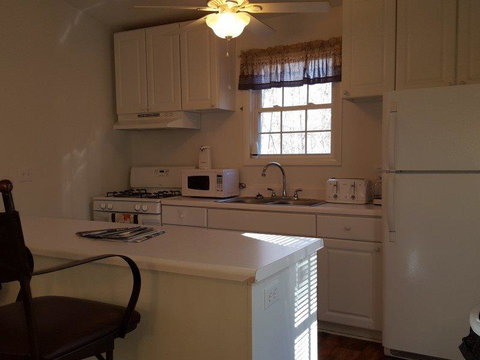 Rest-Mor Cabin - Renee 7