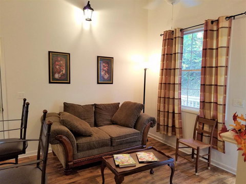 Rest-Mor Cabin - Renee 11