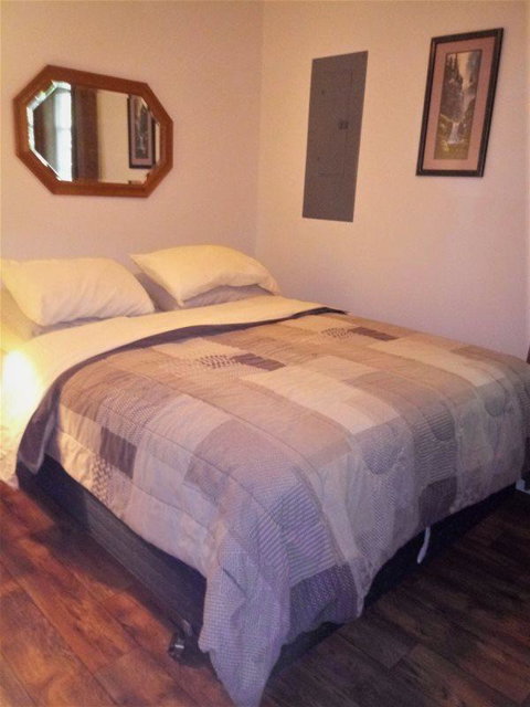 Rest-Mor Cabin - Renee 13