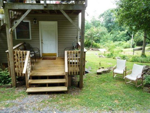 Mountain Roots Lodging - Renee 1