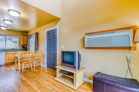 Lakeview Villa #809 - Renee 10