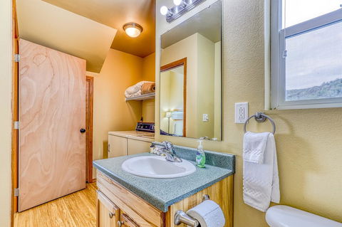 Lakeview Villa #809 - Renee 17