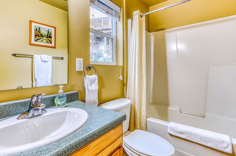 Lakeview Villa #809 - Renee 18