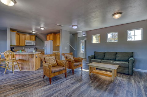 Lakeview Villa #509 - Renee 4