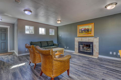 Lakeview Villa #509 - Renee 7