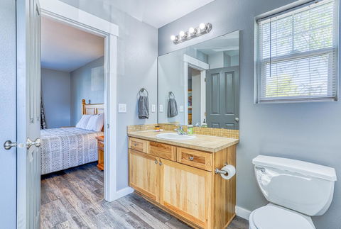 Lakeview Villa #509 - Renee 22