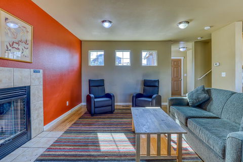 2 Bed 2 Bath Villa In Lakeview Villas At Sunbanks Resort - Renee 6