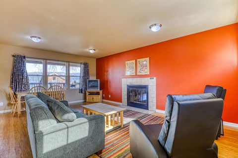 2 Bed 2 Bath Villa In Lakeview Villas At Sunbanks Resort - Renee 3