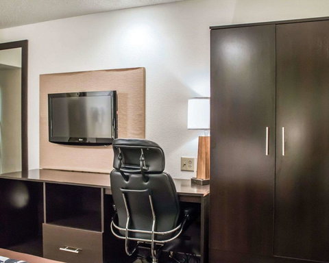 Sleep Inn Summersville - Internet Find 13