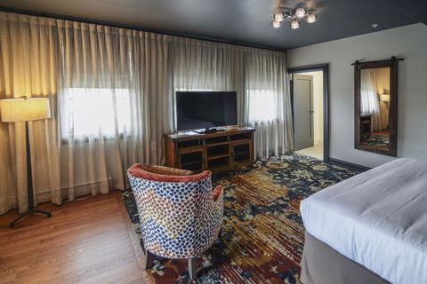 The Stella Hotel & Ballroom - Renee 1
