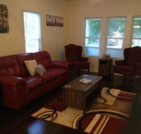 Charming Great Lakes Naval Graduation Sleeps 8