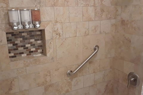 Modern! Great Lakes Naval Graduation - Sleeps 10 - Renee 42