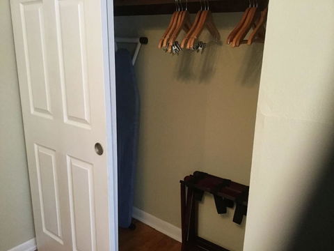 Modern! Great Lakes Naval Graduation - Sleeps 10 - Renee 19