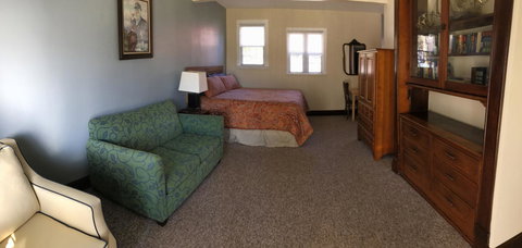 The Harbor Light Inn - Renee 19