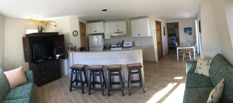 The Harbor Light Inn - Renee 3