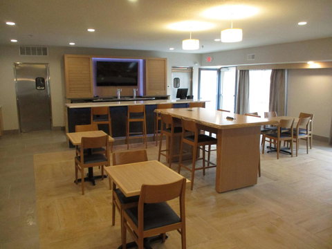 Best Western Eau Claire South - Renee 23