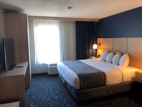 Best Western Eau Claire South - Renee 38