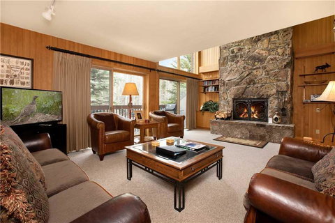 Wind River #4 Townhouse - Internet Find 12