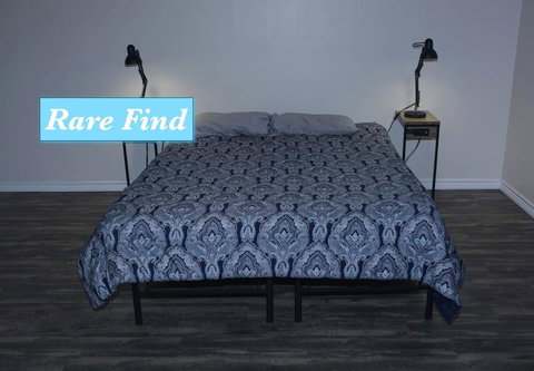 Comfortable Stay Five Minutes Away!!! - Internet Find 0