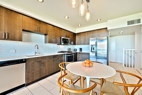 5115 #03 - Ocean Beachfront Villa #3 - Renee 2