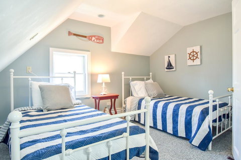 910 - Hidden Gem - Renee 2