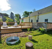 'Schooner House' Traverse City Cottage w/Deck