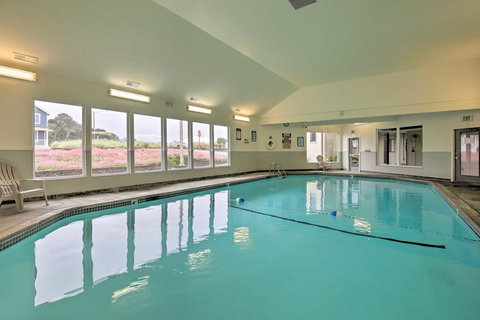 'Seas The Day' Lincoln City Condo Steps From Beach - Renee 3