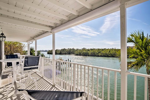 'Sunset Suite' Marco Island Condo With Dock & Pool! - Renee 0