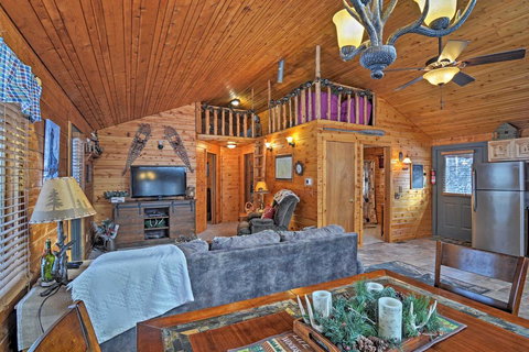 'Thunder Cove Cabin' Manistique Cabin With Lake View! - Swimm 3