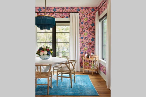 **Modern And Cool Luxury Getaway** - Renee 3