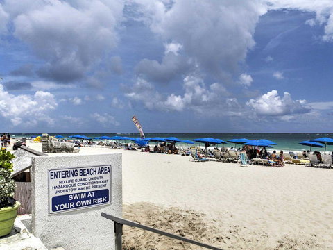 100 Now Open Beach Ft Lauderdale Located In Resort, Large Corner Unit Partial Ocean View - Internet Find 0