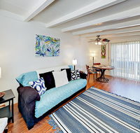 1137 Montauk Ln Apartment Upper Unit Apts