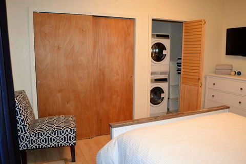 131 4th Ave Unit B - Renee 3