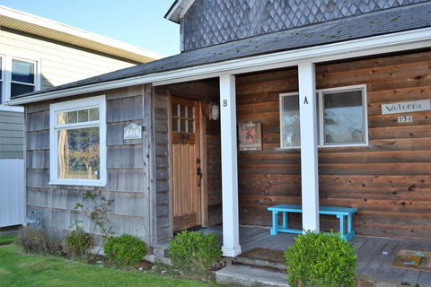 131 4th Ave Unit B - Renee 0