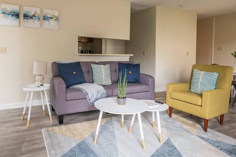 2 BR Apt In Windy Hill Near Beach By Frontdesk - Renee 0